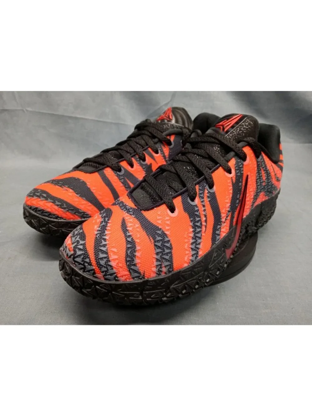 Nike Ja 3 Animal Pack Tiger (GS) Safety Orange Black Boys Size 5.5 NEW NO BOX!